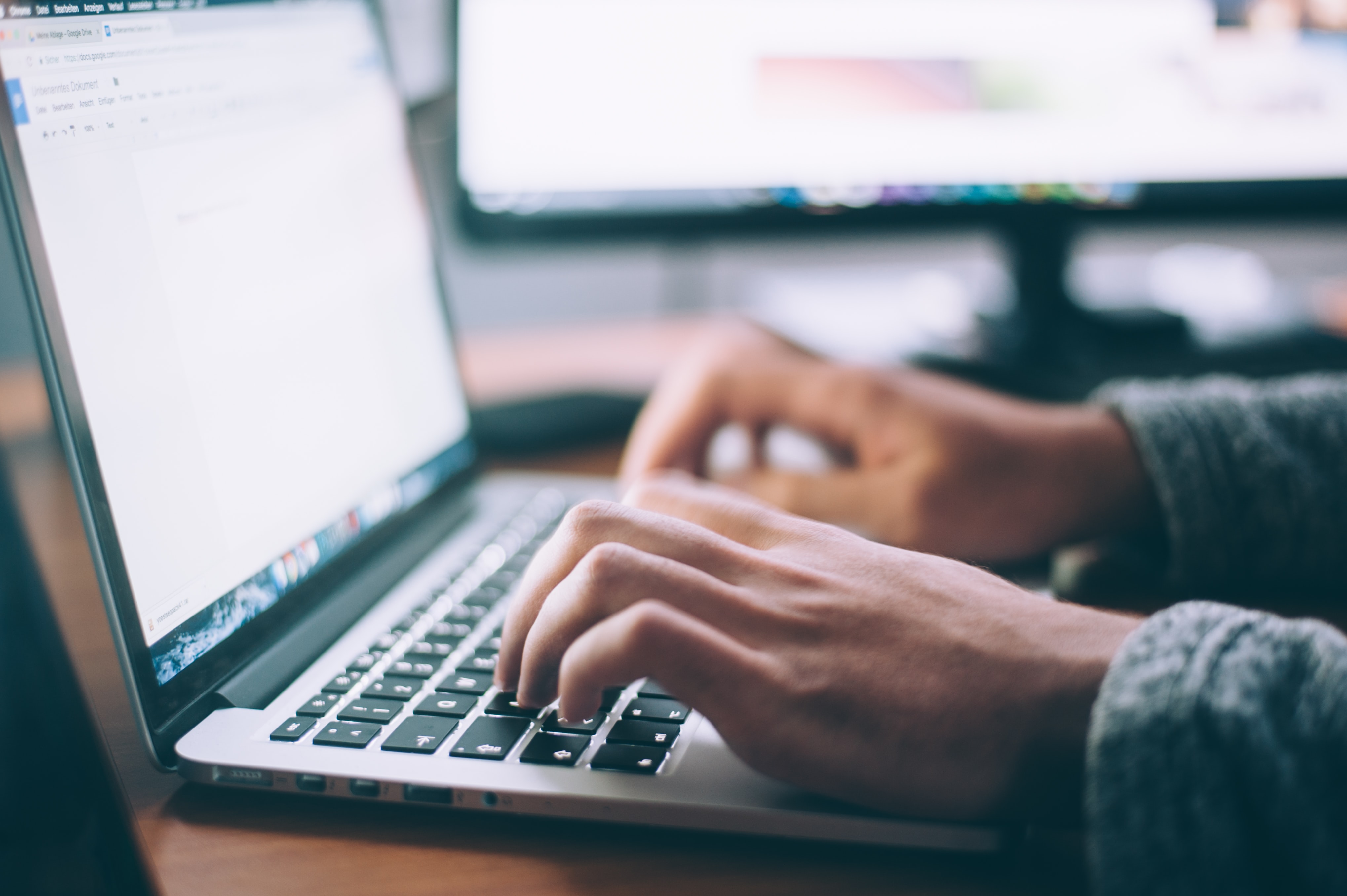 (c) Kubernetes Training Course - glenn carstens peters npxXWgQ33ZQ unsplash